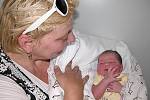 Babička Irena (na snímku) přišla do porodnice navštívit vnučku Lilien Havlovou, která se narodila ve čtvrtek 27. srpna, vážila 3,50 kg. Pečovat o své první děťátko budou rodiče Anna a Filip z Rožmitálu.