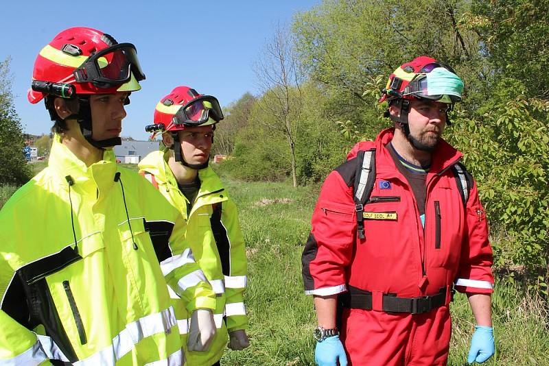 V Mníšku pod Brdy se konala část osmého ročníku soutěže záchranářů a zdravotníků SOS 2016 EXTREME.