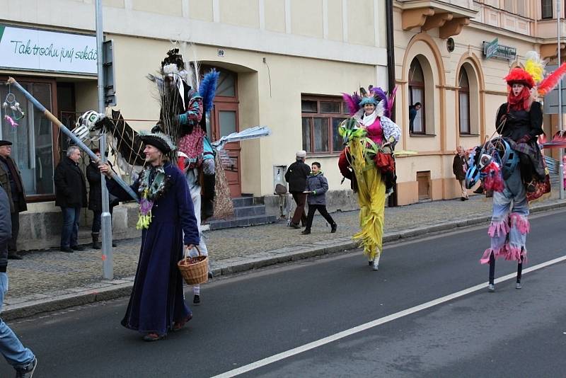 Sobotní masopustní průvod zahájil v Březnici čtyřicetidenní půst.