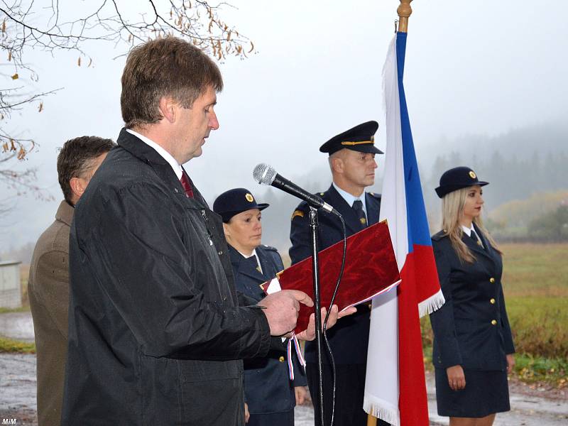 V Hluboši slavili výročí republiky průvodem a hymnou.