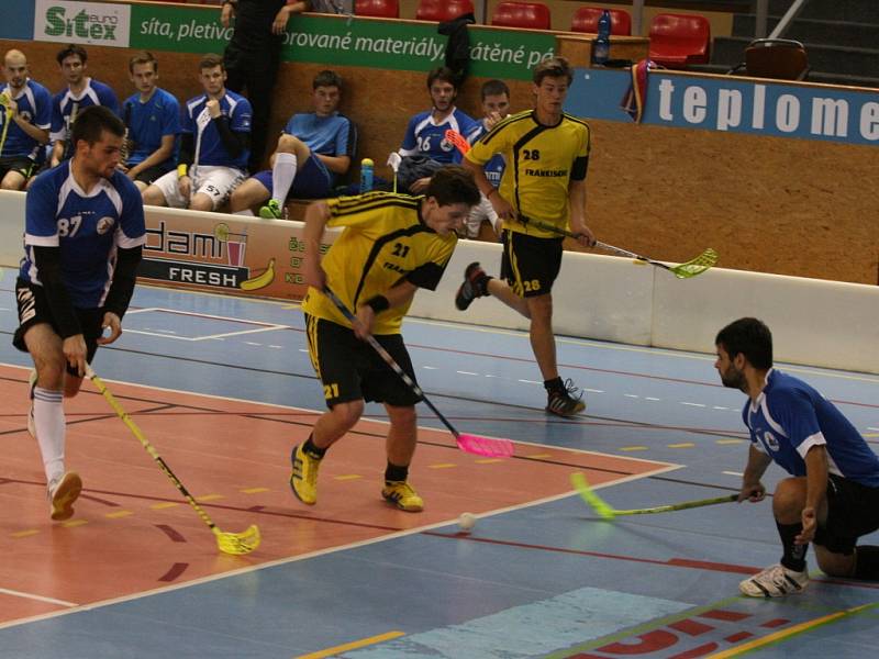 Finále Floorball Games 2014: Žraloci Příbram - Okříšky-Kněžice.