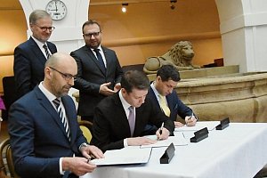 Podepsání koaliční smlouvy Spolu – ODS, KDU-ČSL a TOP 09 – pro volby do krajského zastupitelstva v roce 2024.