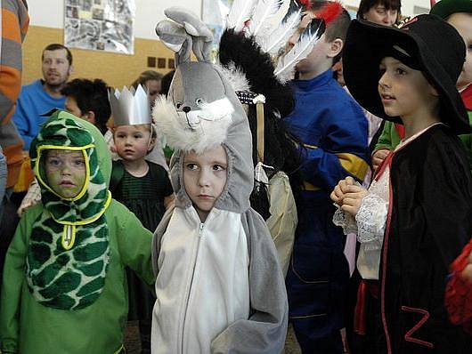 Dětský karneval v chraštické základní škole