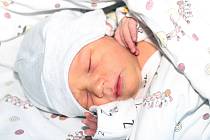 Robin Sutoris se narodil 10. listopadu 2019 v Příbrami. Vážil 3500 g. Doma v Praze syna přivítali maminka Aneta s tatínkem Jurajem.