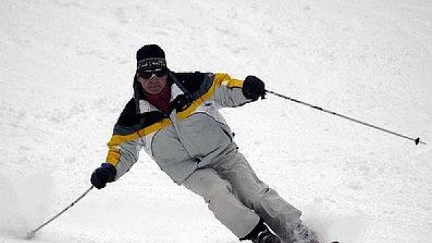Na Padáku se uskuteční lyžařské a snowboardové závody v úterý od 17 hodin