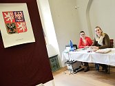 Volby 2016 v Březnici. Druhý den dopoledne hlásí březničtí komisaři zhruba dvacetiprocentní účast. 