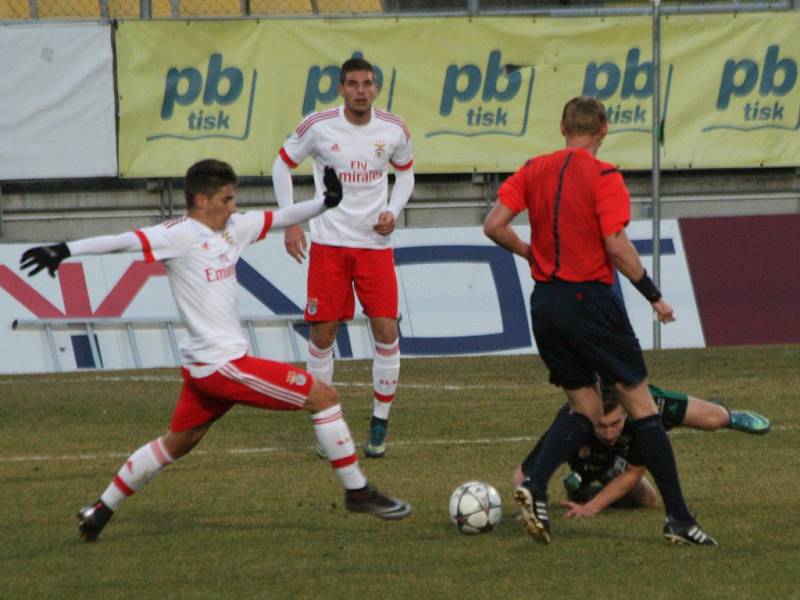 Osmifinále UEFA Youth League: 1.FK Příbram - Benfica Lisabon.