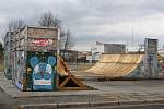 Skatepark je podle správce hřiště, Městské policie a České obchodní inspekce v havarijním stavu, byl uzavřen a zástupci města jednají o opravách a nových prvcích, které by neohrožovaly uživatele.