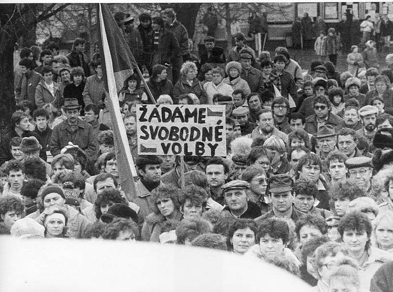 Listopadové události v roce 1989 v Sedlčanech - generální stávka.