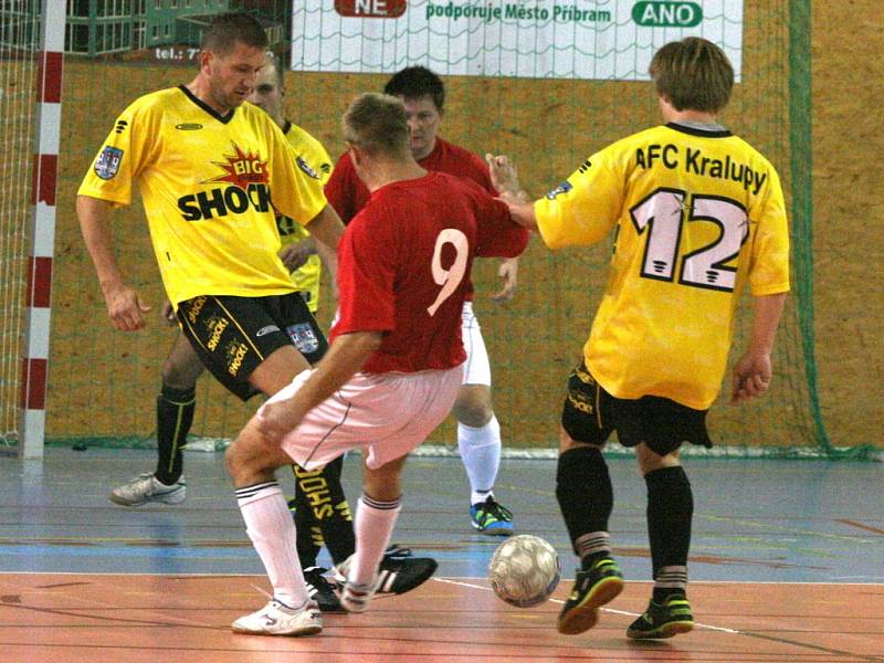 Divize: Legie Příbram - AFC Kralupy.