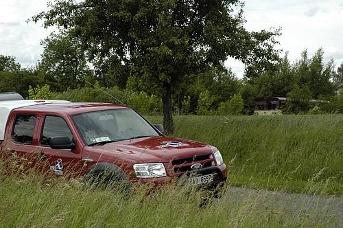 Při tragické nehodě u Tochovic zemřel jedenáctiletý chlapec i jeho o sedm let starší sestra.