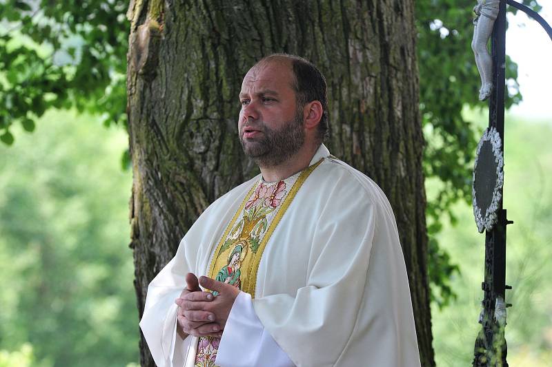 Několik stovek bývalých i současných obyvatel obce Mokřice a jejich přátel se zúčastnilo setkání rodáků a hasičských oslav v této malebné povltavské obci.