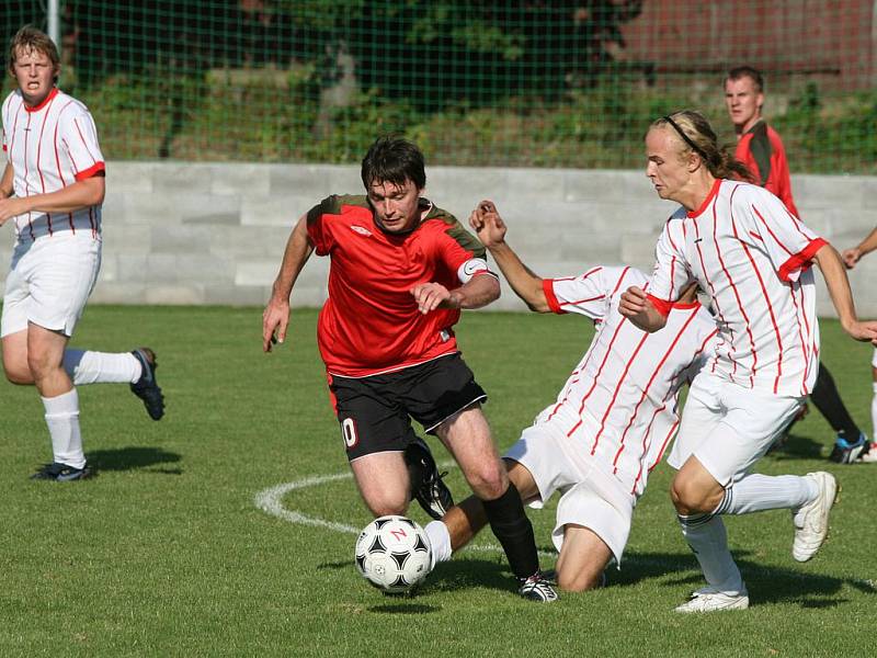 Okresní přebor: Sp. Příbram B - Dublovice (2:2).