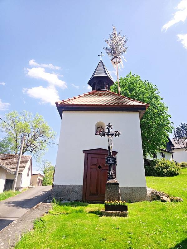 Kaplička ve Březí z roku 1828.