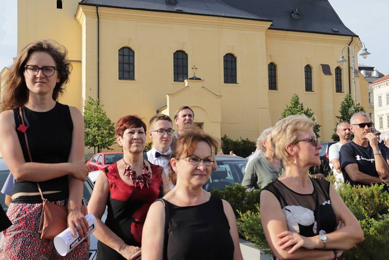 V Příbrami se už potřetí demonstrovalo proti výměně na pozici ministra spravedlnosti i proti premiérovi Andreji Babišovi. Tentokrát demonstranty podpořil i herec Pavel Nový.