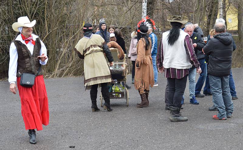 Z masopustního průvodu v Obecnici.