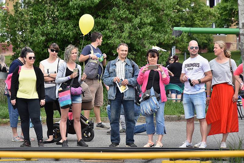 Divadlo patří dětem. Den plný her, zábavy a soutěží pro děti i dospělé v Příbrami.