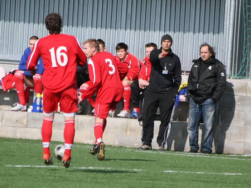 I. A třída: Sp. Příbram - Tuchlovice (0:1).