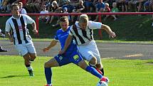 Stadion V Lipkách v Dobříši zažil ve středu v podvečer fotbalový svátek. K utkání 2. kola českého poháru MOL Cup sem přijel prvoligový tým Slovan Liberec.