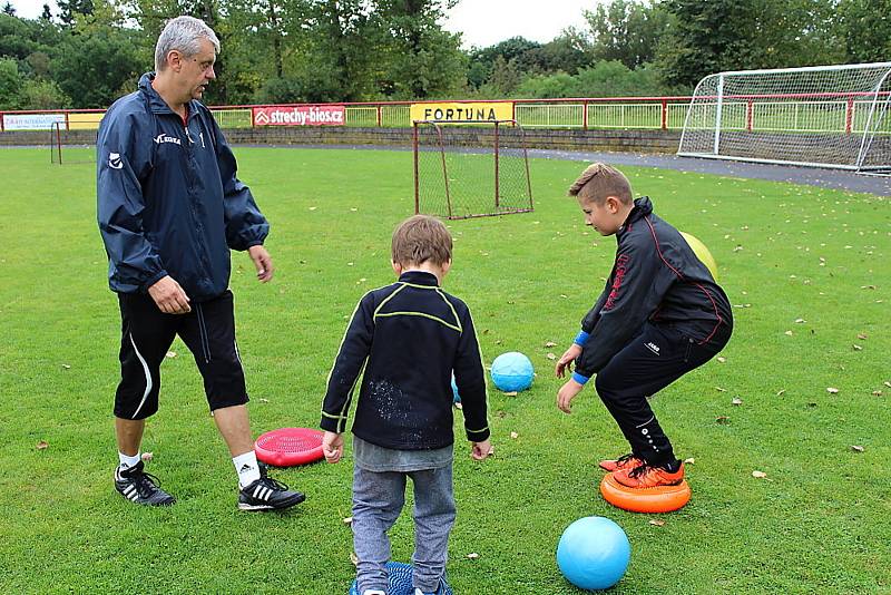 Děti si mohly vyzkoušet, jak je daný sport bude bavit a případně se rovnou přihlásit.