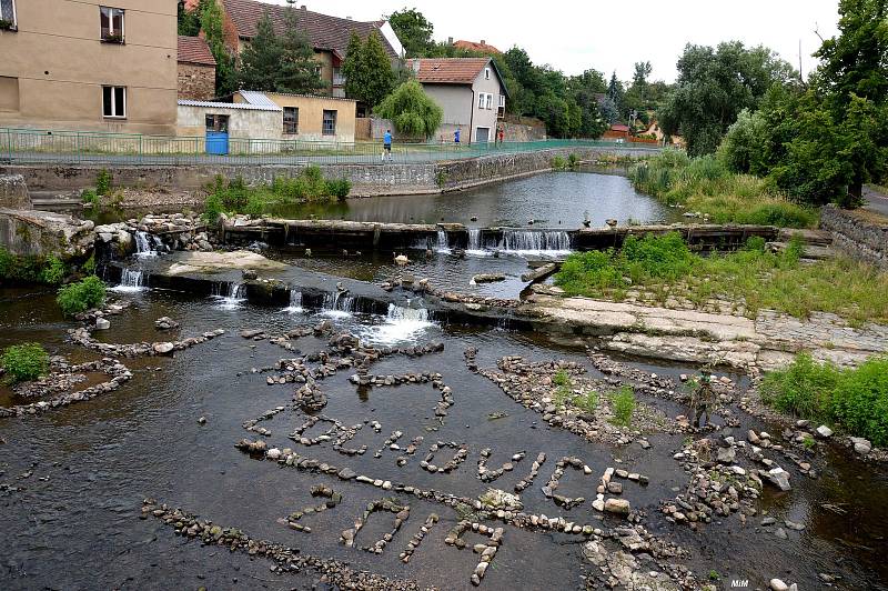 Již posedmnácté se konal v neděli 7. července běh do vrchu Lochovice - Plešivec.