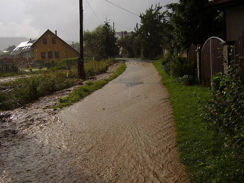 Situace po čtvrtečních přívalových deštích v Orlově