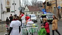 Sobotní masopustní průvod zahájil v Březnici čtyřicetidenní půst.