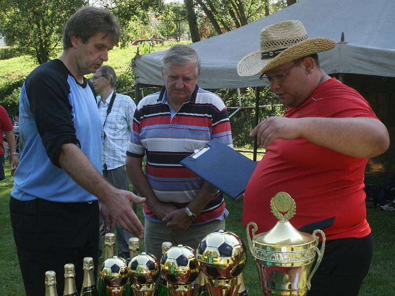 Ze 14. ročníku Memoriálu Petra Duška v malé kopané, který se konal 29. července 2017 v Hluboši.