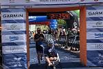 Jan Tománek během Garmin Iron Triathlon Ślesin v Polsku.