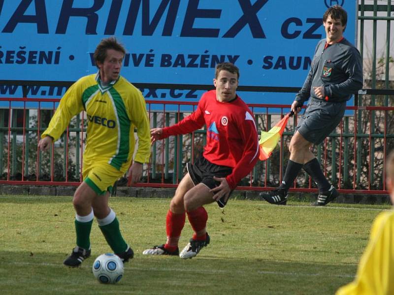 I. A třída: Sp. Příbram - Loděnice (5:2).