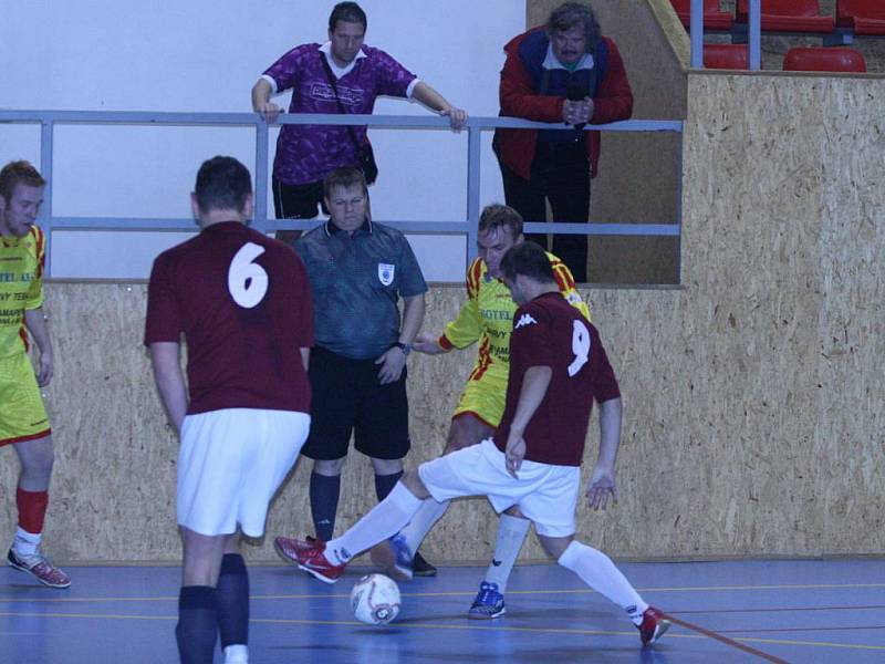 OP futsalu: Jelence - Bohutín (4:3).