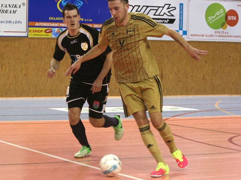 Derby krajského přeboru futsalistů mezi HFK a Vivou skončilo jasnou výhrou hostů.