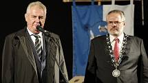 Prezident Miloš Zeman navštívil v úterý podvečer také Kladno.