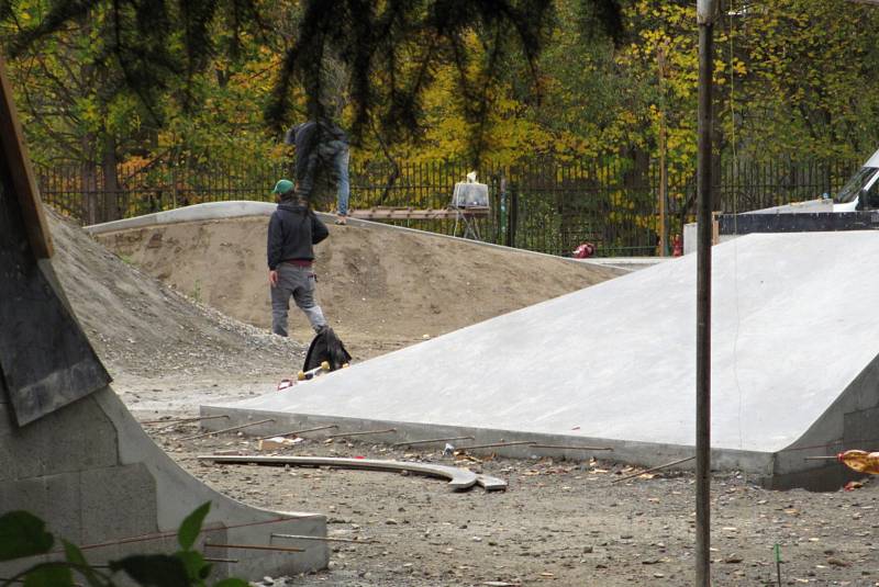 Stavba příbramského skateparku je ve skluzu, otevře se až na jaře.