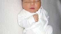 Lukášek Čejda se narodil v pátek 16. ledna a v ten den vážil 3,34 kg a měřil 49 cm. Útulný domov pro prvorozeného syna připravili v Jesenici maminka Katka a tatínek Pavel.