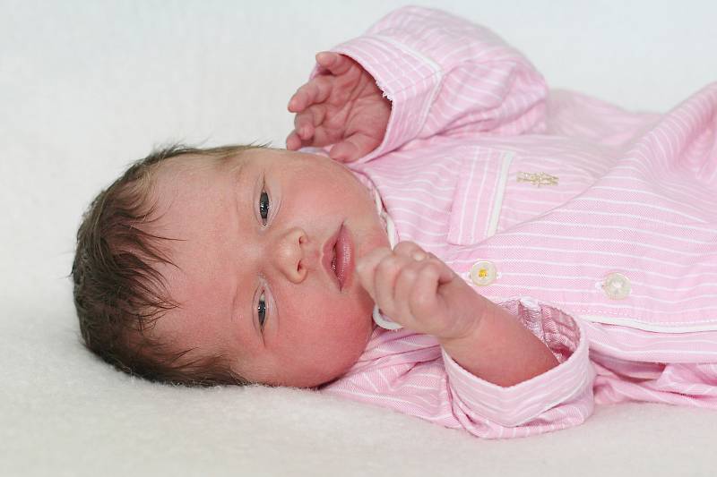 Maylin Mrázková se narodila 3. srpna 2022 v Příbrami. Vážila 3560 g a měřila 51 cm. Doma ve Vlašimi ji přivítali maminka Michaela, tatínek Vilém, pětiletý Viliam a dvouletý Vincent.