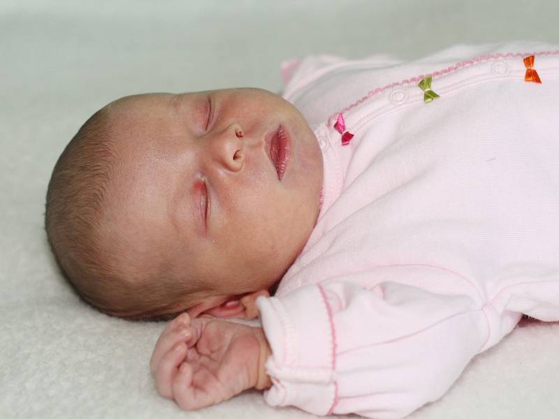 Emílie Matysová se narodila 28. července 2022 v Příbrami. Vážila 3740 g a měřila 49 cm. Doma v Sedlčanech ji přivítali maminka Karolína a tatínek Josef.