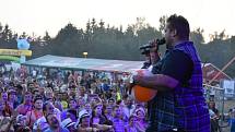 Letní festival v příjemném prostředí, přímo na pláži, byl v tropickém počasí volbou několika tisíců návštěvníků. Foto: Ondřej Navrátil