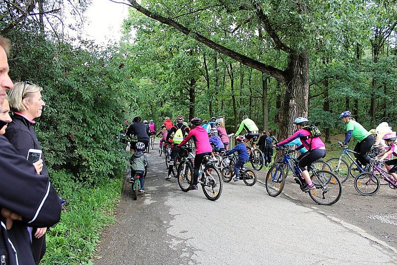 Pátý ročník MTB maratonu Brdmanův pařez pro amatérské cyklisty.