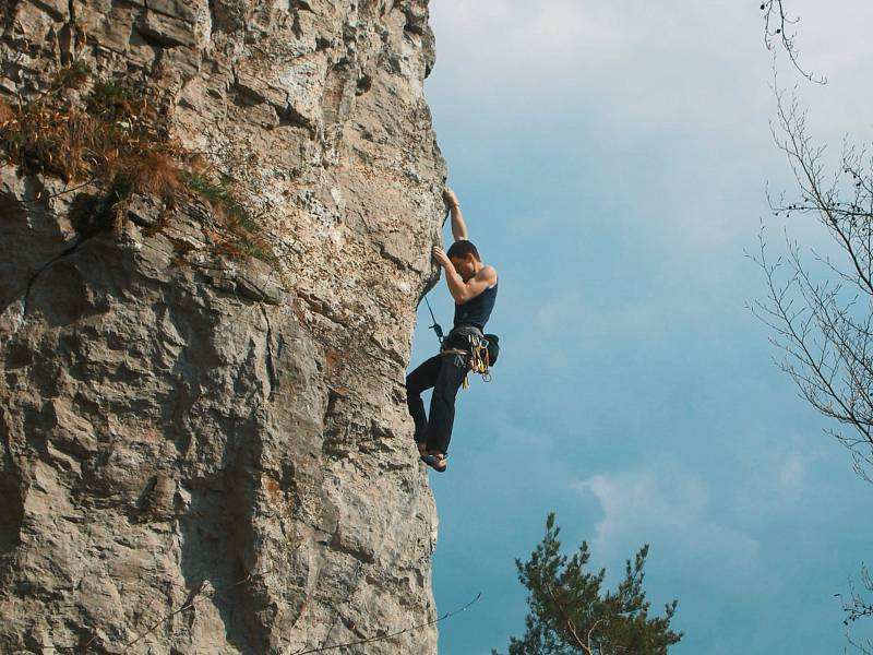 Foto z filmů Back to Heights a Teória šťastia