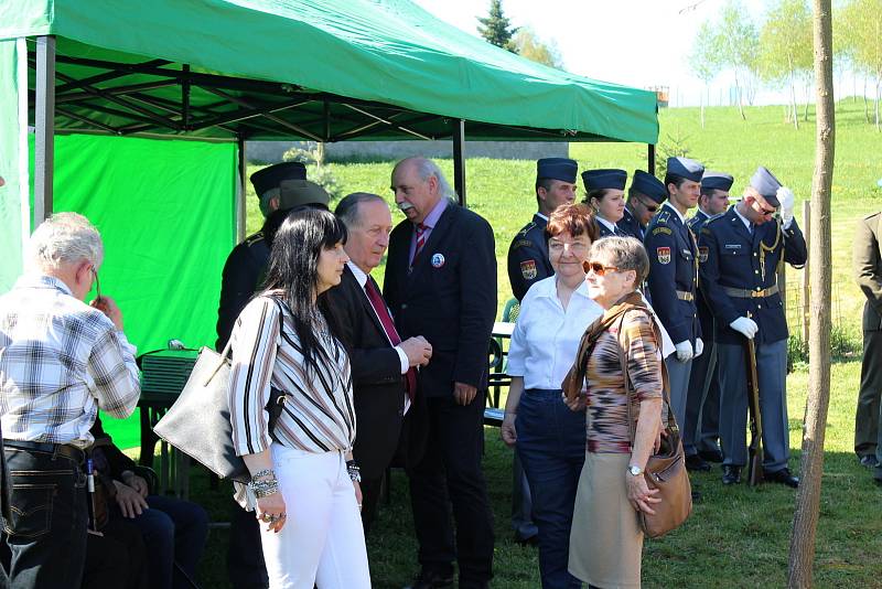 V Kosově Hoře nese park jméno velitele čs. bombardovací peruti