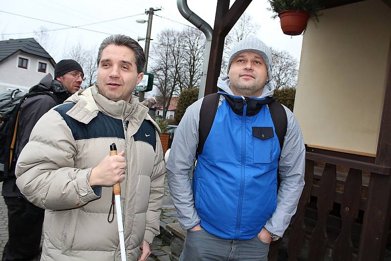 Dvanáctý ročník bohutínského pochodu na Tok. Účastníci zleva Jiří Oktábec a Zdeněk Kraft.