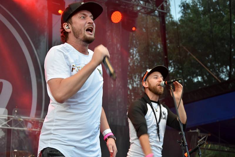 Letní festival v příjemném prostředí, přímo na pláži, byl v tropickém počasí volbou několika tisíců návštěvníků. Foto: Ondřej Navrátil