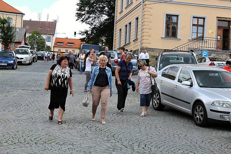 Atrakce, stánky, divadelní scénka. Hornická pouť 2017 i letos nabídla novinky. Lahůdkou je zprovoznění štoly císaře Františka Josefa I.