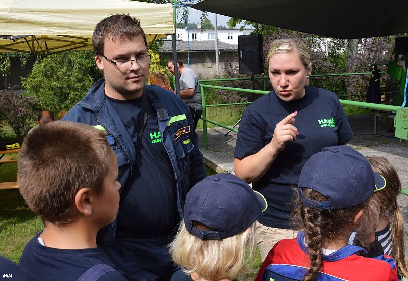 O tři putovní trofeje se zápolilo ve třech kategoriích: družstva dětí, žen a mužů. Kromě zástupců 7. okrsku z Jinec, Čenkova, Ohrazenice a Křešína přijeli i hosté z Kardavce, Hluboše, Hostomic, Jánské a Dobříše.