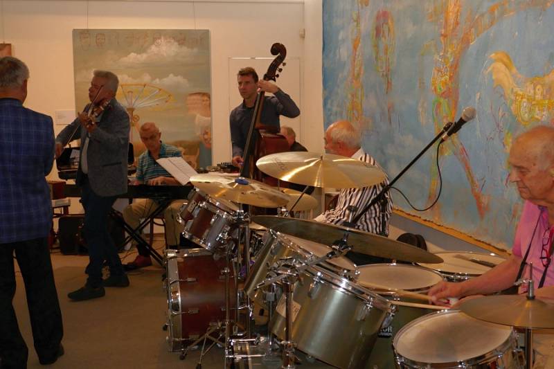 Druhý koncert v rámci cyklu Jazzové léto v Galerii Anderle byl opravdu vydařený.