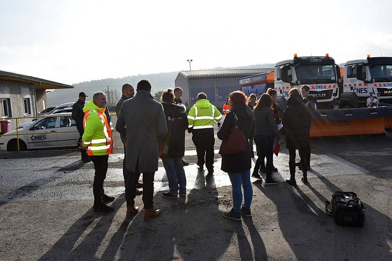 V rakovnickém středisku Krajské správy a údržby silnic vrcholí přípravy na údržbu silnic.