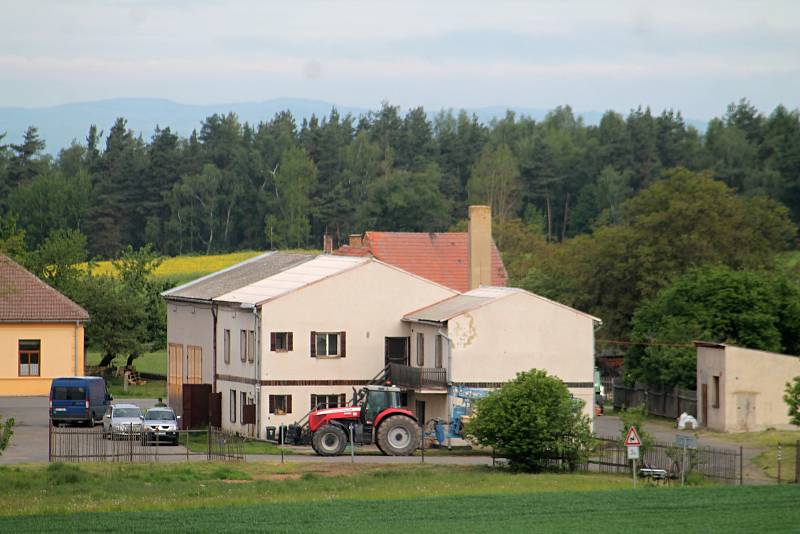 Tipněte si obec na snímcích.