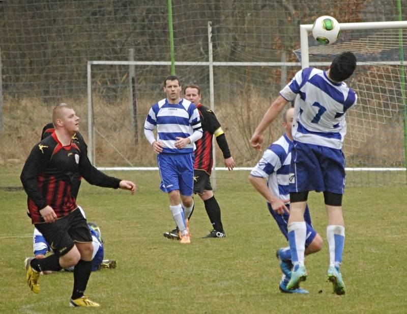 Rezerva FC 05 Zavidov porazila TJ Sparta Lužná 1:0. OP - jaro 2015