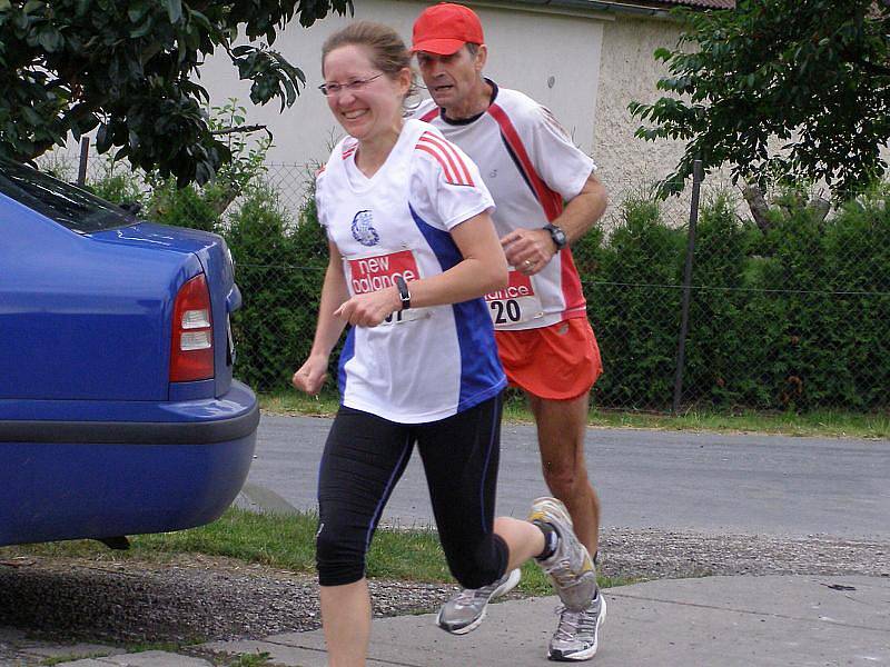 Vítězná Raková poráží i muže. Na Libečovské 14 se stal obětí Jiří Fingerhut